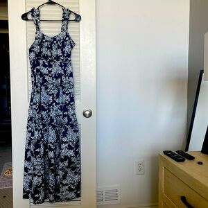 Abercrombie Navy Floral maxi dress